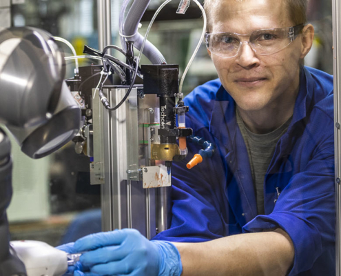 GE Healthcare Finland factory worker