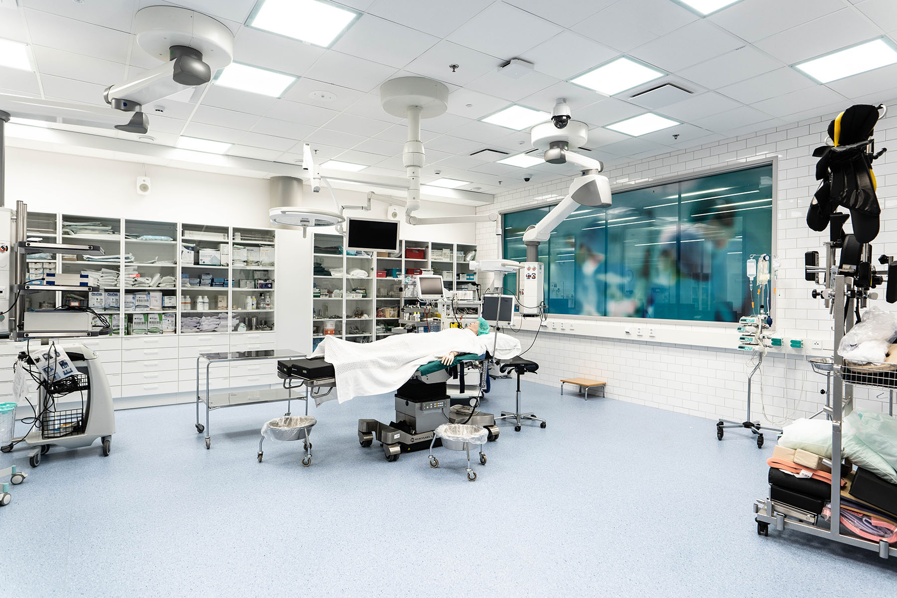 Operating room, simulation hospital, Metropolia University of Applied Sciences